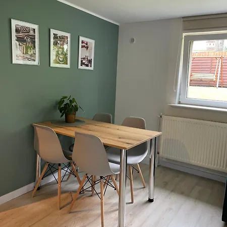 Zeglarska - Darmowy Parking *