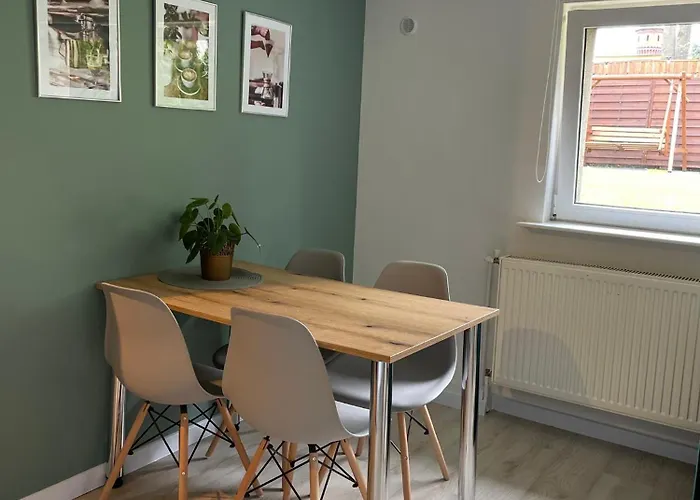 Zeglarska - Darmowy Parking *